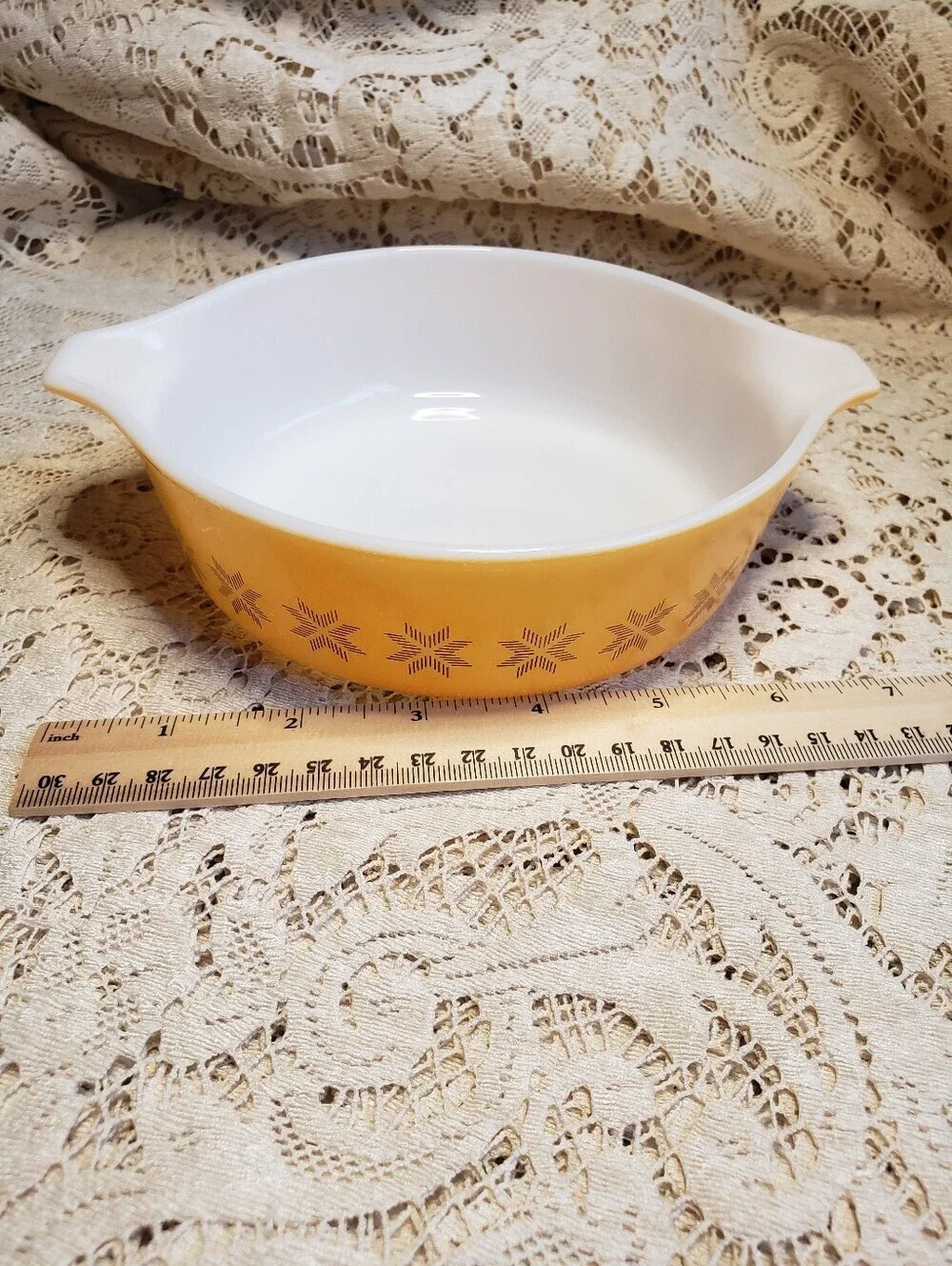 Vintage Pyrex Town And Country Yellow Star Pattern Baking Dish - White Interior
